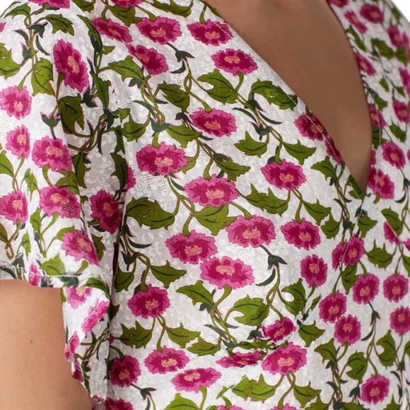 Roller Rabbit Floral Issa Dress - Size Extra Small - From Rent the Runway! - Picture 4 of 14